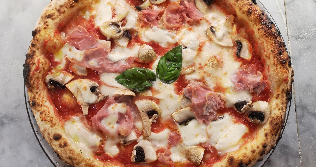 Pizza Reine